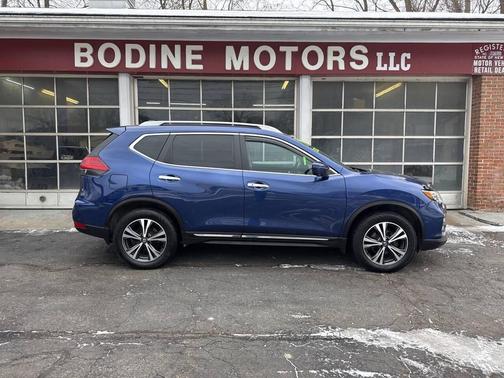 2017 Nissan Rogue SL