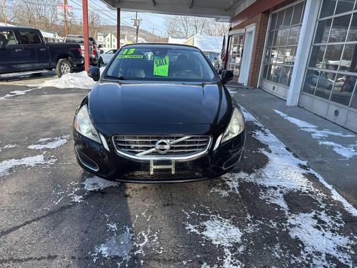 2013 Volvo S60 T5 Platinum
