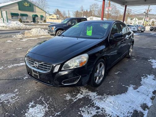 2013 Volvo S60 T5 Platinum