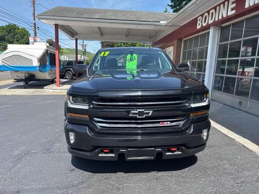 Black 2017 Chevrolet Silverado 1500 2LT
