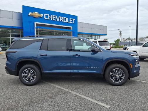 Lakeshore Blue 2026 Chevrolet Traverse LT