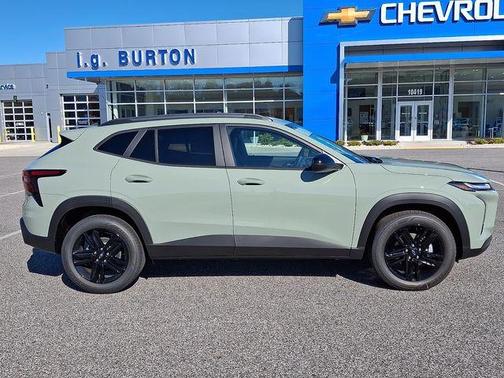 Green 2026 Chevrolet Trax ACTIV