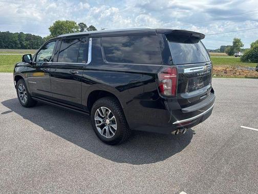 Black 2023 Chevrolet Suburban Premier