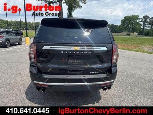 Black 2023 Chevrolet Suburban Premier