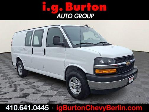 Summit White 2024 Chevrolet Express 2500 Work Van
