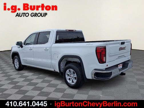 Summit White 2024 GMC Sierra 1500 SLE