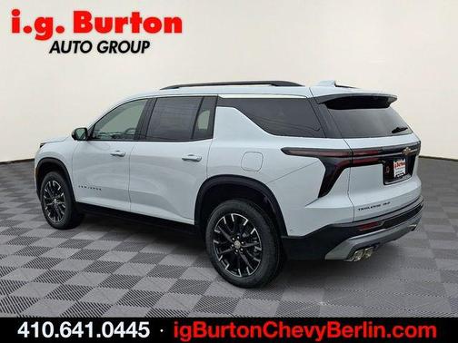 Polar White 2026 Chevrolet Traverse LT