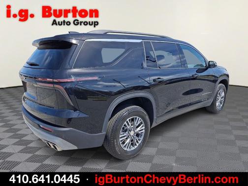 Black Metallic 2025 Chevrolet Traverse LT