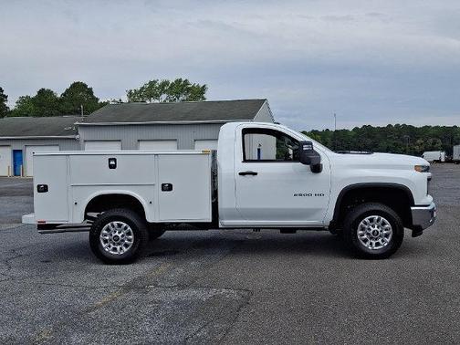 Summit White 2026 Chevrolet Silverado 2500 WT