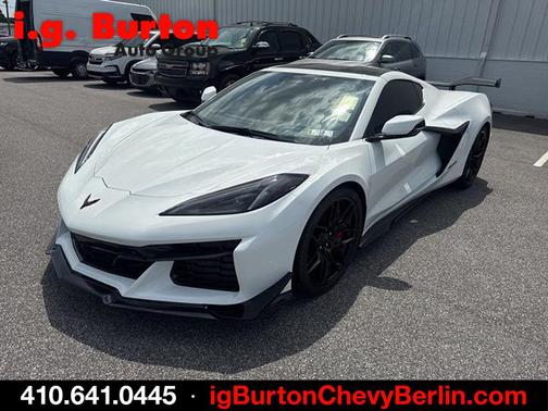 Arctic White 2024 Chevrolet Corvette Z06