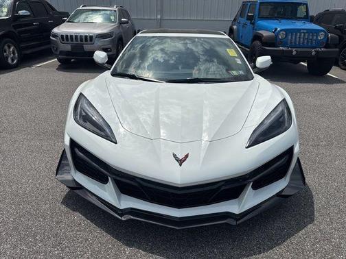 Arctic White 2024 Chevrolet Corvette Z06