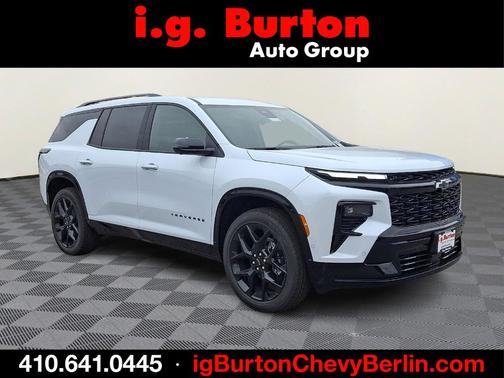 Polar White 2026 Chevrolet Traverse RS