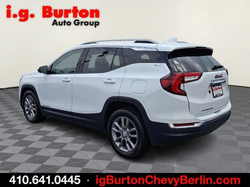 Summit White 2024 GMC Terrain SLT