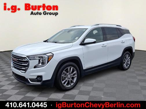 Summit White 2024 GMC Terrain SLT