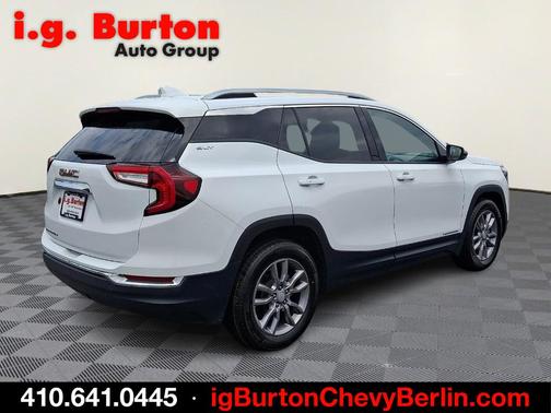 Summit White 2024 GMC Terrain SLT