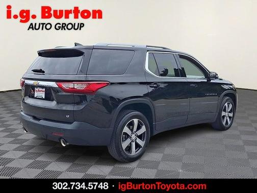 Black Metallic 2018 Chevrolet Traverse LT Leather
