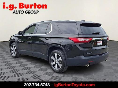 Black Metallic 2018 Chevrolet Traverse LT Leather