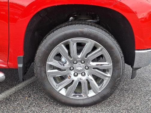 Red 2026 Chevrolet Silverado 1500 LT