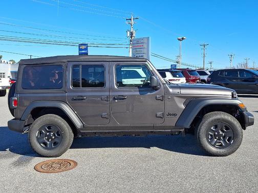 2026 Jeep Wrangler Sport