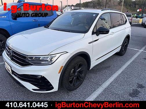 2024 Volkswagen Tiguan 2.0T SE R-Line Black