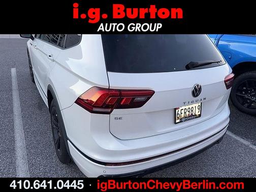 2024 Volkswagen Tiguan 2.0T SE R-Line Black