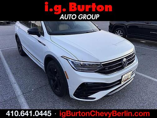 2024 Volkswagen Tiguan 2.0T SE R-Line Black