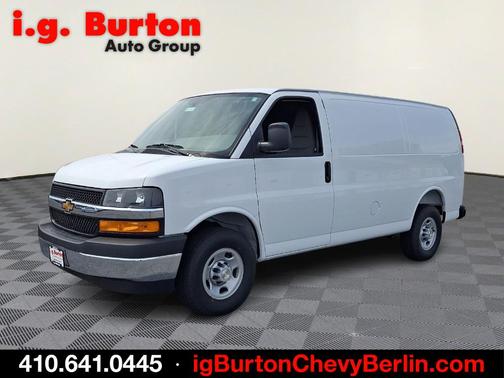 Summit White 2026 Chevrolet Express 2500 Work Van