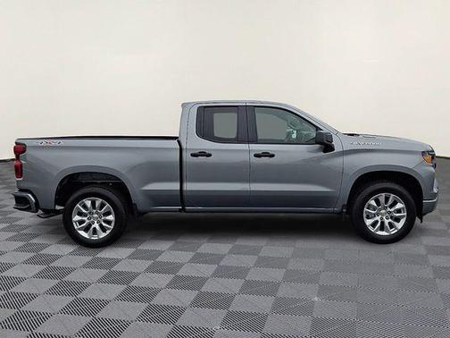 Sterling 2026 Chevrolet Silverado 1500 Custom