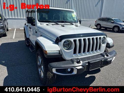 Bright White Clearcoat 2020 Jeep Wrangler Unlimited Sahara