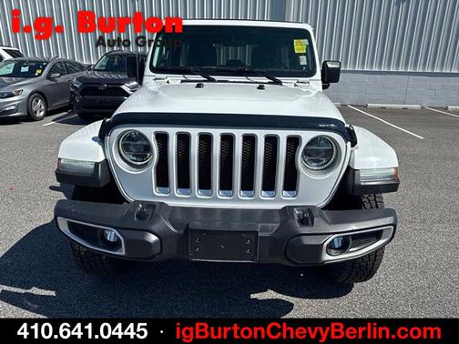 Bright White Clearcoat 2020 Jeep Wrangler Unlimited Sahara