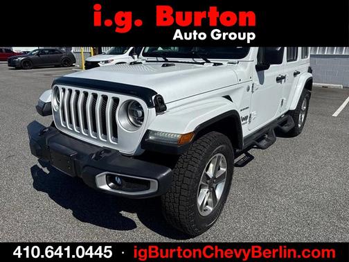 Bright White Clearcoat 2020 Jeep Wrangler Unlimited Sahara