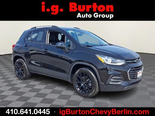 Black Metallic 2022 Chevrolet Trax LT