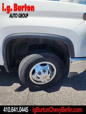 Summit White 2024 Chevrolet Silverado 3500 LT