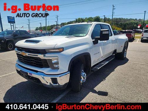 Summit White 2024 Chevrolet Silverado 3500 LT