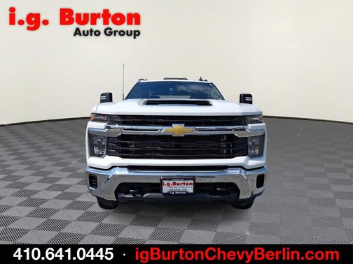 Summit White 2024 Chevrolet Silverado 3500 LT