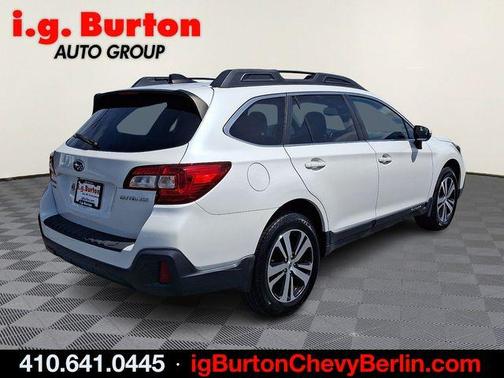 Crystal White Pearl 2019 Subaru Outback 2.5i Limited