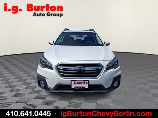 Crystal White Pearl 2019 Subaru Outback 2.5i Limited
