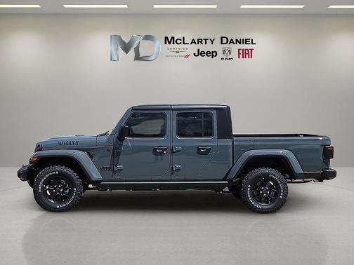 2025 Jeep Gladiator Willys