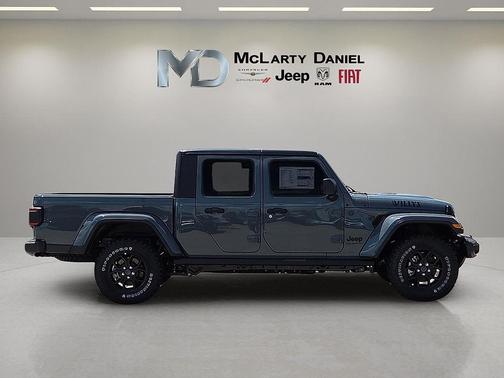 2025 Jeep Gladiator Willys