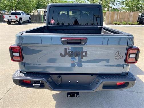 2025 Jeep Gladiator Willys