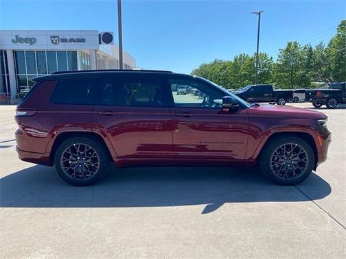 2025 Jeep Grand Cherokee L Summit Reserve