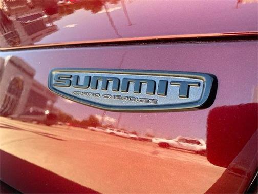 2025 Jeep Grand Cherokee L Summit Reserve