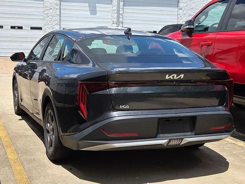 Interstellar Gray 2025 Kia K4 LXS