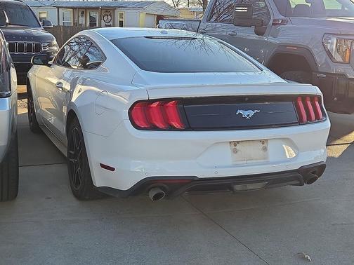 2020 Ford Mustang EcoBoost Premium