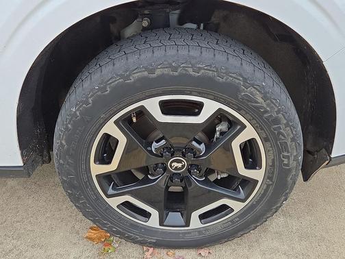 2022 Ford Maverick XL