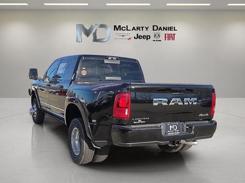 2026 RAM 3500 Limited Mega Cab 4x4 6'4' Box