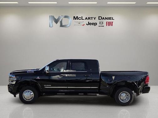 2026 RAM 3500 Limited Mega Cab 4x4 6'4' Box