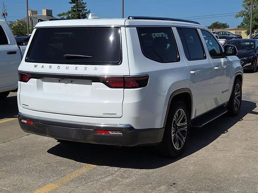 2022 Jeep Wagoneer Series III 4x4
