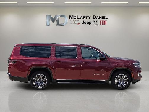 2023 Jeep Wagoneer L Series II 4x4