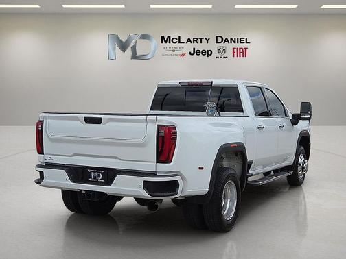 2024 GMC Sierra 3500 Denali